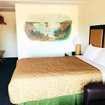 7 Days Inn Niagara Falls