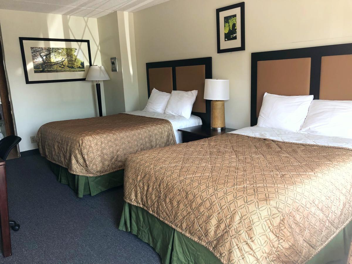 Hotel 7 Days Inn Niagara Falls 2*