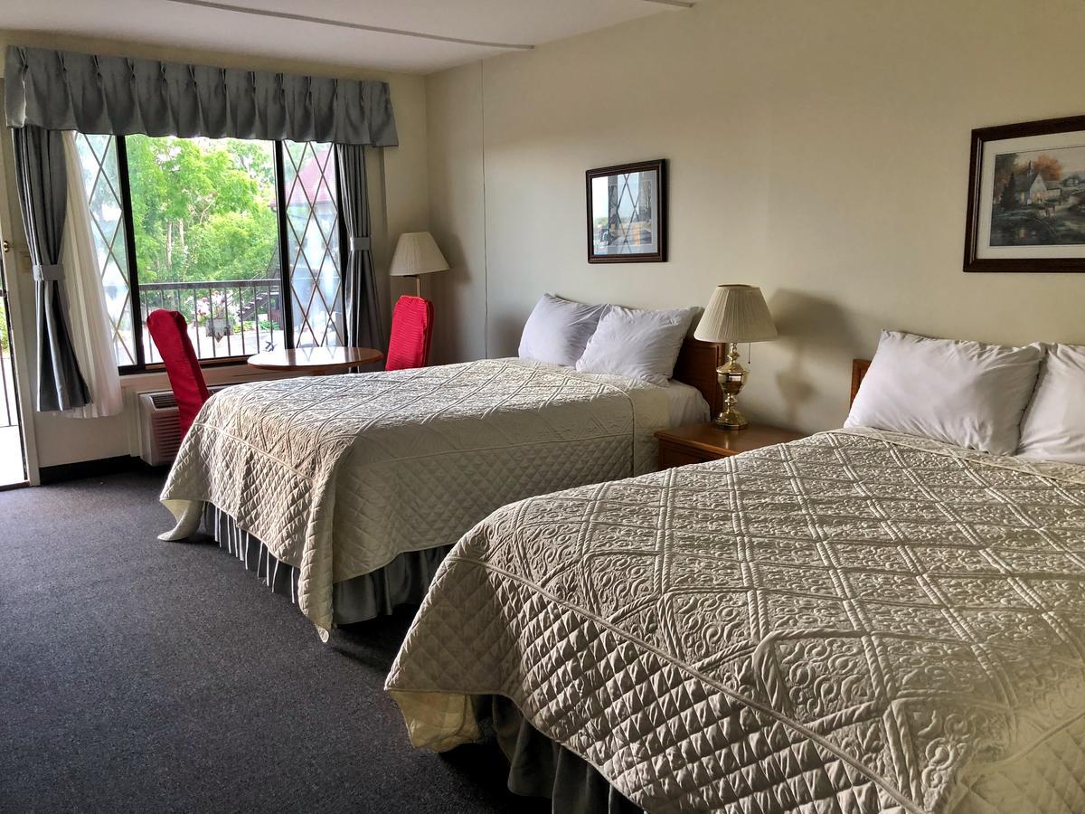 7 Days Inn Niagara Falls